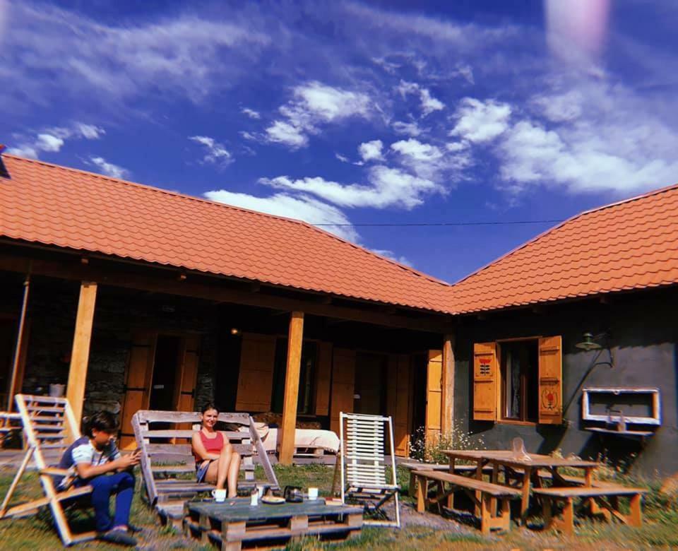 Sno House In Kazbeg酒店 外观 照片